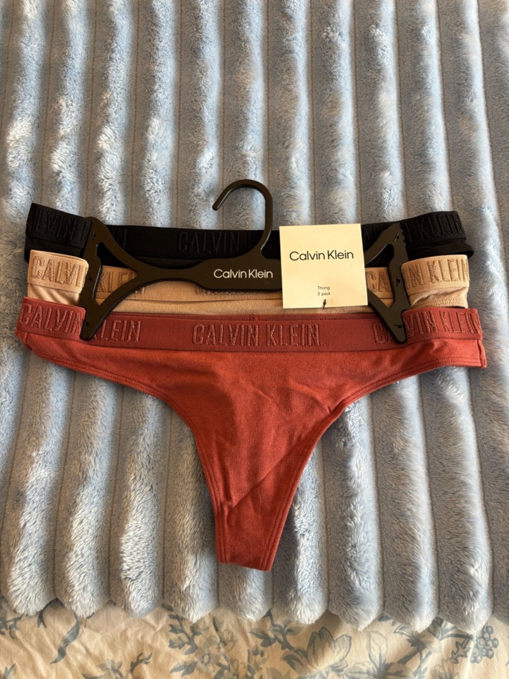 Calvin Klein Women’s 3-Pack Thong NWT!!  - Black, Beige, Rust